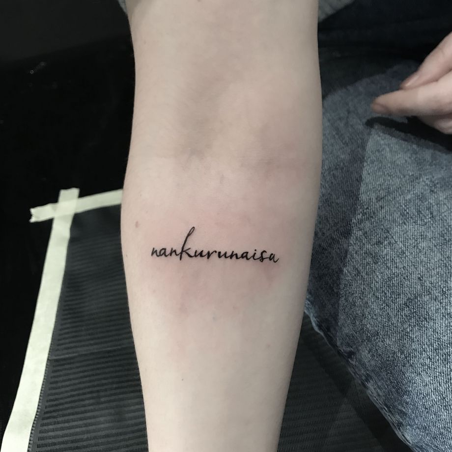 Tatuaje lettering de una palabra